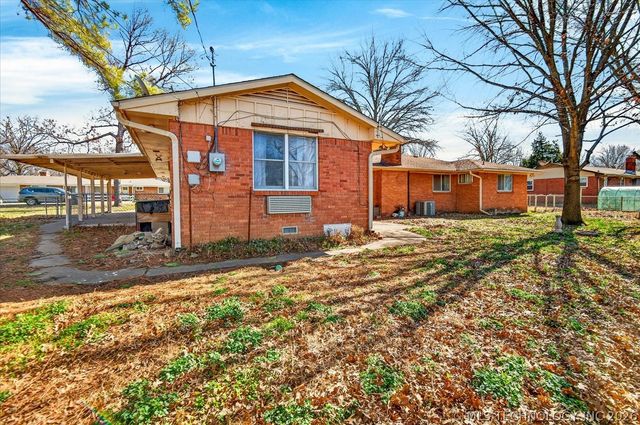 1507 Crescent Drive, Bartlesville, OK 74006