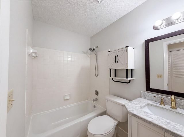 543 SILVER COURSE CIRCLE, Ocala, FL 34472