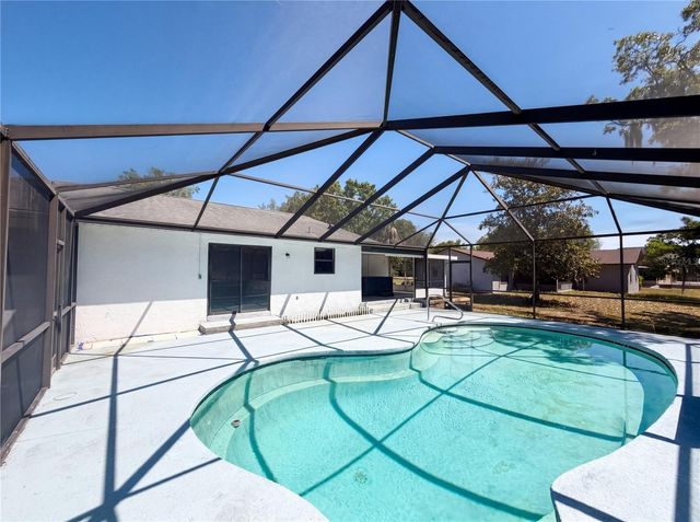 543 SILVER COURSE CIRCLE, Ocala, FL 34472