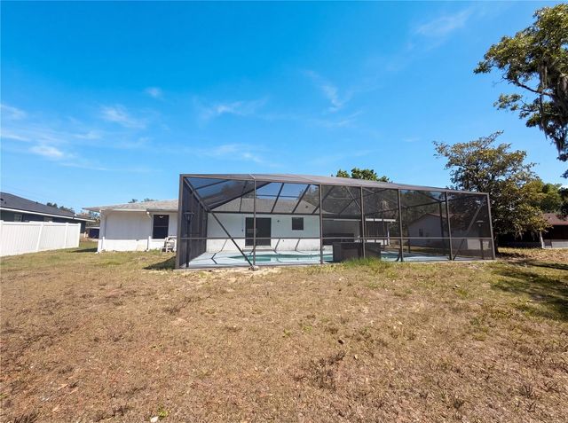 543 SILVER COURSE CIRCLE, Ocala, FL 34472