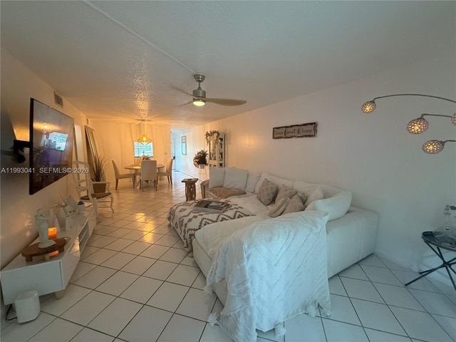 2403 Antigua Circle K1, Coconut Creek, FL 33066
