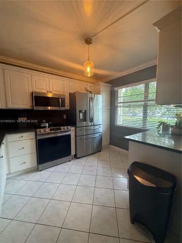 2403 Antigua Circle K1, Coconut Creek, FL 33066
