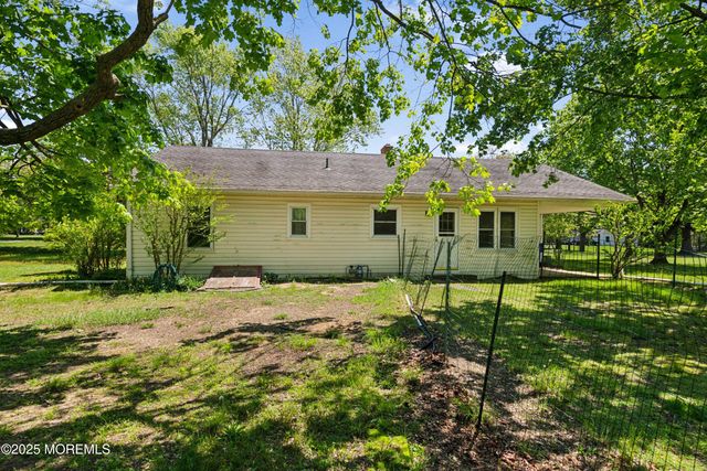 567 Herbert Lane, Brick, NJ 08724