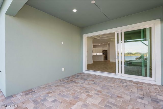 9032 Calypso CT, Naples, FL 34112