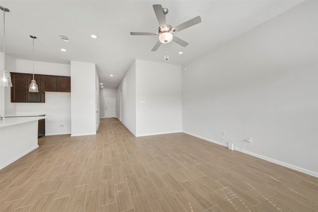 764 Grand Dale Drive, Lavon, TX 75166