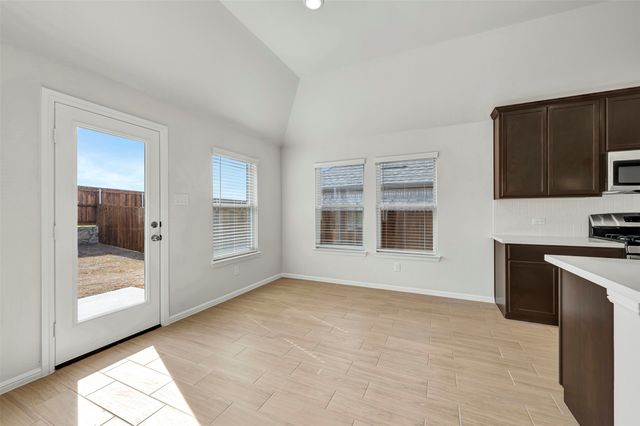 764 Grand Dale Drive, Lavon, TX 75166