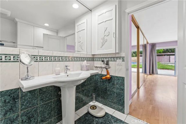 5316 Ambridge Drive, Calabasas, CA 91301
