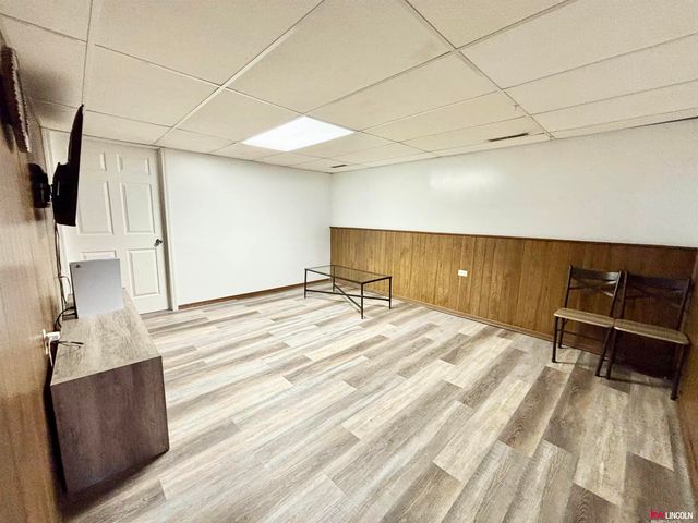 617 Sierra Drive, Lincoln, NE 68505