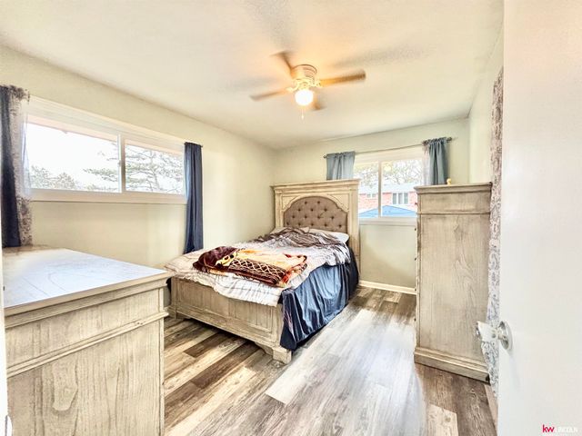 617 Sierra Drive, Lincoln, NE 68505