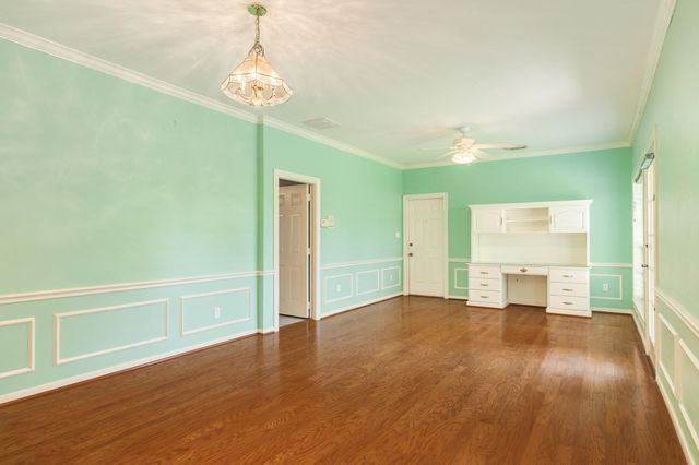 214 Dewberry Drive, Lake Jackson, TX 77566