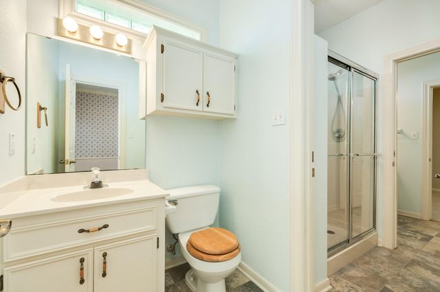 214 Dewberry Drive, Lake Jackson, TX 77566