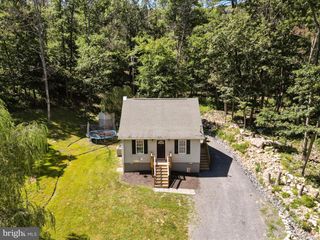 208 OPOSSUM TRL, Winchester, VA 22602