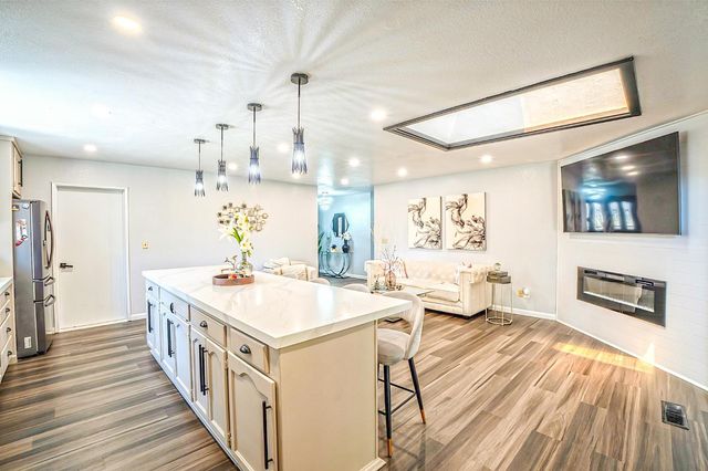 2700 Oxford Ave, Turlock, CA 95382