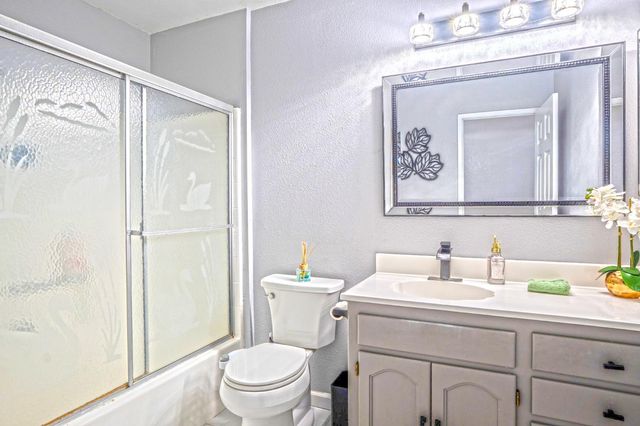 2700 Oxford Ave, Turlock, CA 95382