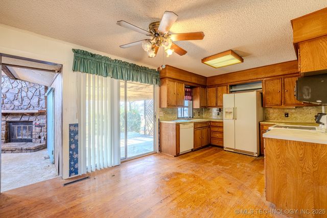 608 SE 6th Street, Wagoner, OK 74467