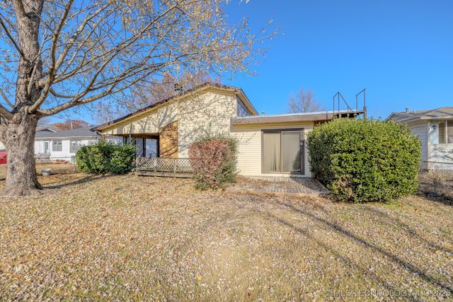 608 SE 6th Street, Wagoner, OK 74467
