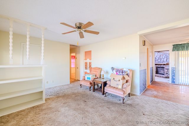 608 SE 6th Street, Wagoner, OK 74467