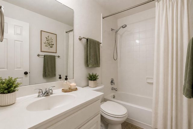 808 Bent Wood PL, Round Rock, TX 78665