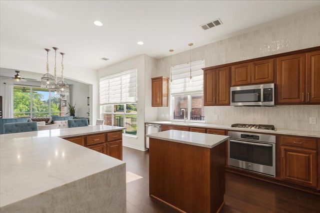 808 Bent Wood PL, Round Rock, TX 78665