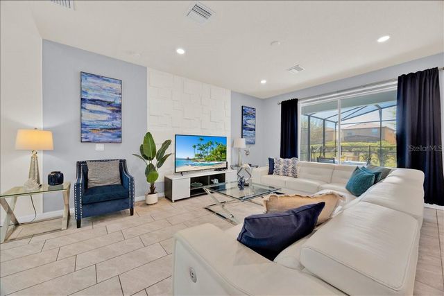 7387 OAKMOSS LOOP, Davenport, FL 33837