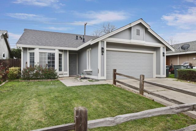 6 Smokey Leaf Ct, Sacramento, CA 95838