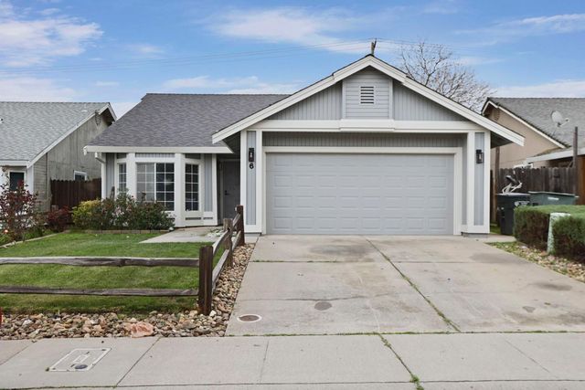 6 Smokey Leaf Ct, Sacramento, CA 95838