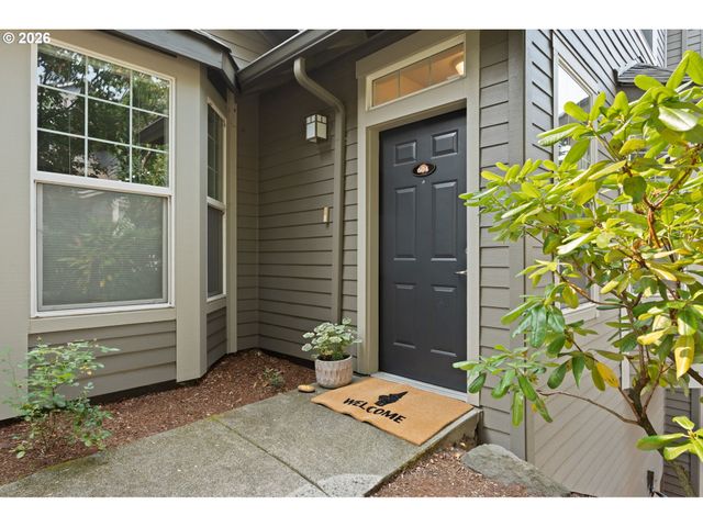 604 SPRINGTREE Ln, West Linn, OR 97068