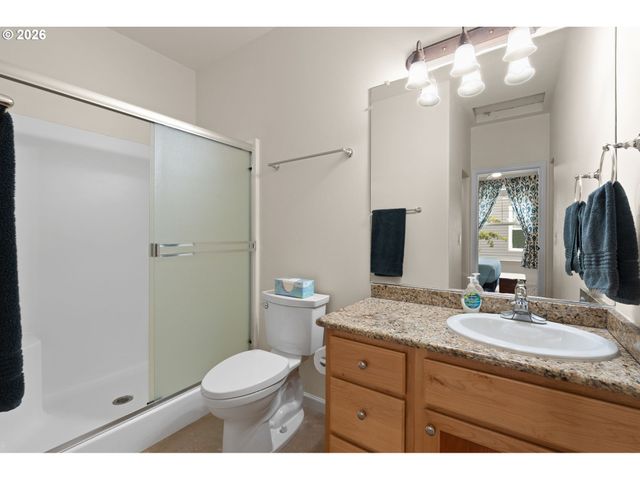604 SPRINGTREE Ln, West Linn, OR 97068