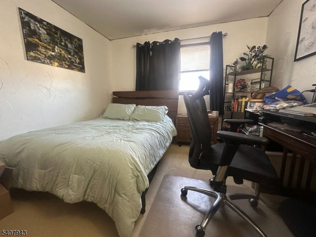 135 Jay Ave, Lyndhurst Twp., NJ 07071