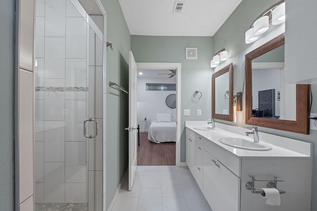 4361 S Congress Ave 322, Austin, TX 78745