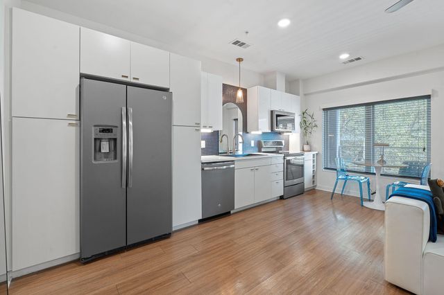 4361 S Congress Ave 322, Austin, TX 78745