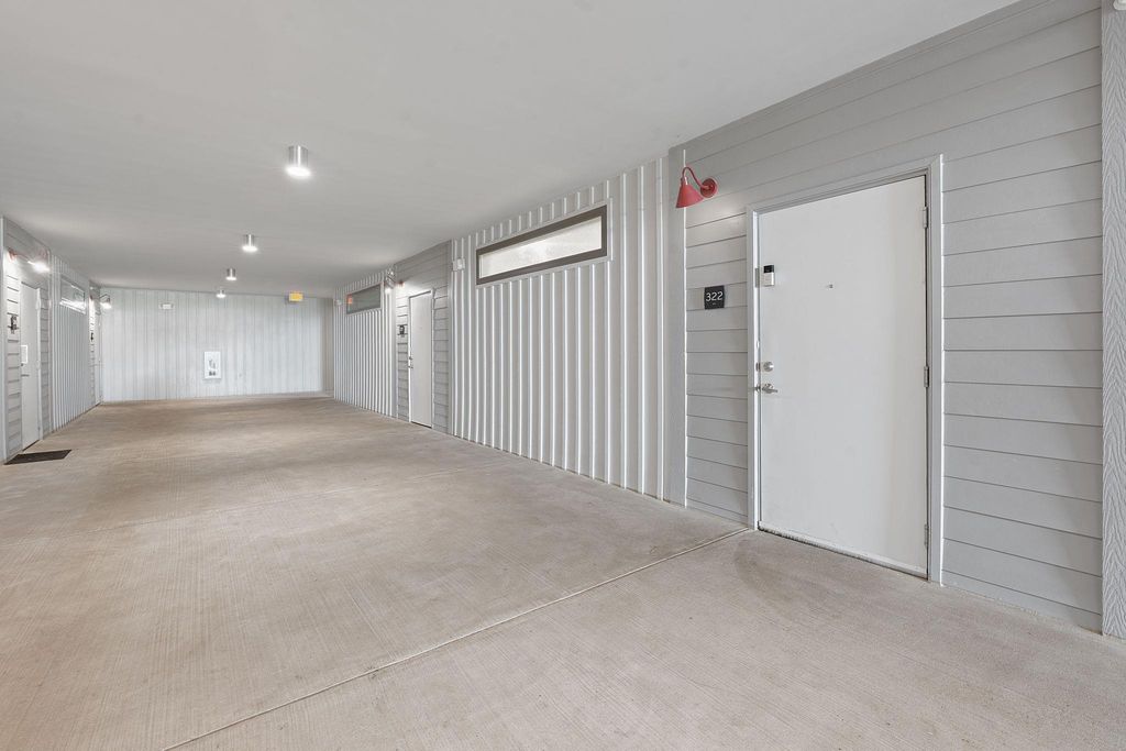 4361 S Congress Ave 322, Austin, TX 78745