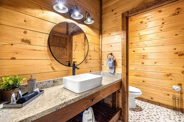 2450 Sunset Road, Sevierville, TN 37876