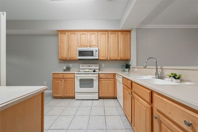 9417 MYRTLE CREEK LANE 611, Orlando, FL 32832
