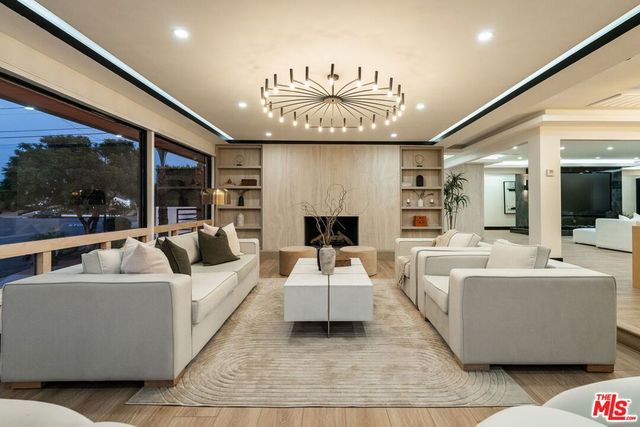5328 W 62nd Street, Los Angeles, CA 90056