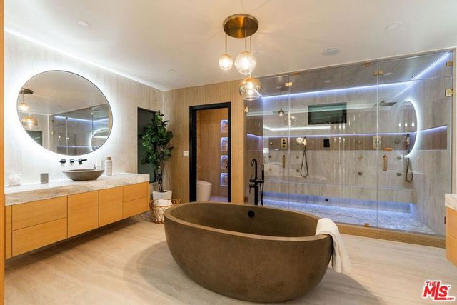 5328 W 62nd Street, Los Angeles, CA 90056