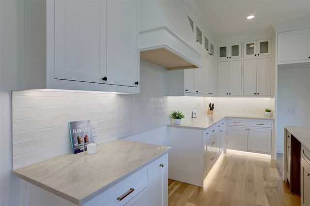 9327 Midway Road, Dallas, TX 75220