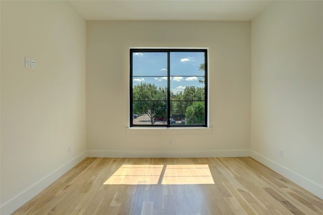 9327 Midway Road, Dallas, TX 75220