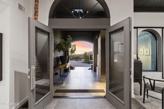 9545 E ROMPING Road 90, Carefree, AZ 85377