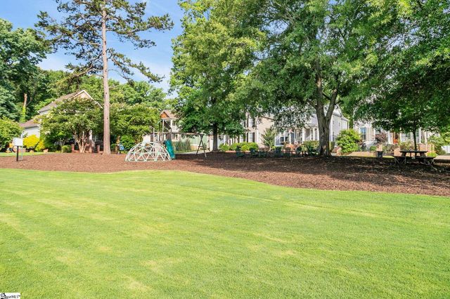 126 Chessington Lane, Simpsonville, SC 29681