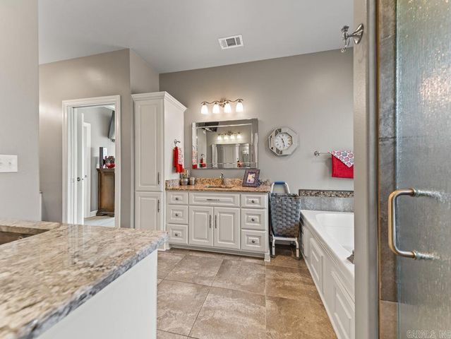 111 Big Duke Trail, Hot Springs, AR 71913