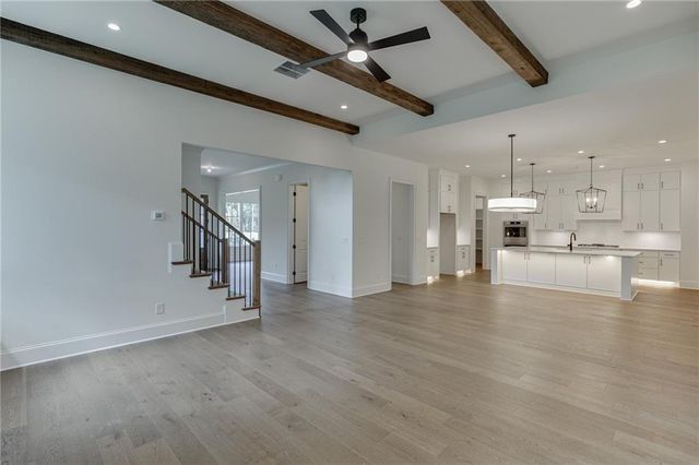 2975 N Bogan Road NE, Buford, GA 30519