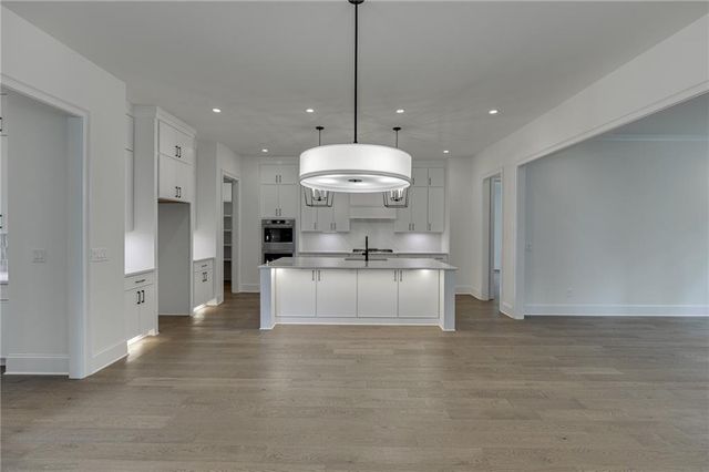 2975 N Bogan Road NE, Buford, GA 30519