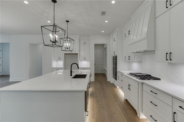 2975 N Bogan Road NE, Buford, GA 30519