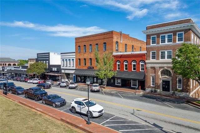 2975 N Bogan Road NE, Buford, GA 30519