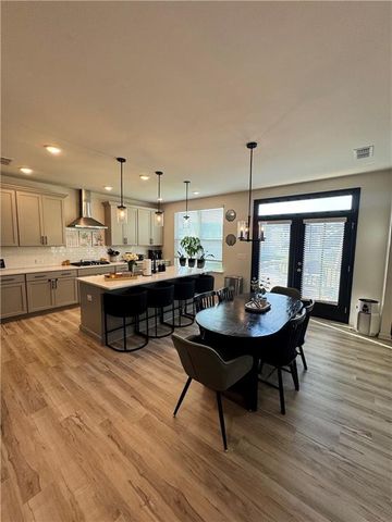 115 Camdale Court, Mcdonough, GA 30252