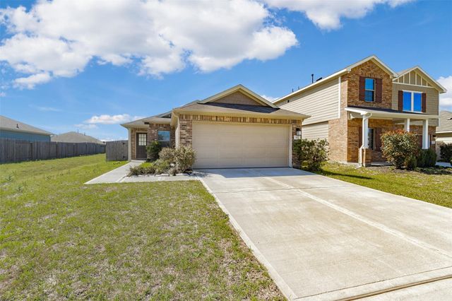 445 Camas Creek Lane, Magnolia, TX 77354