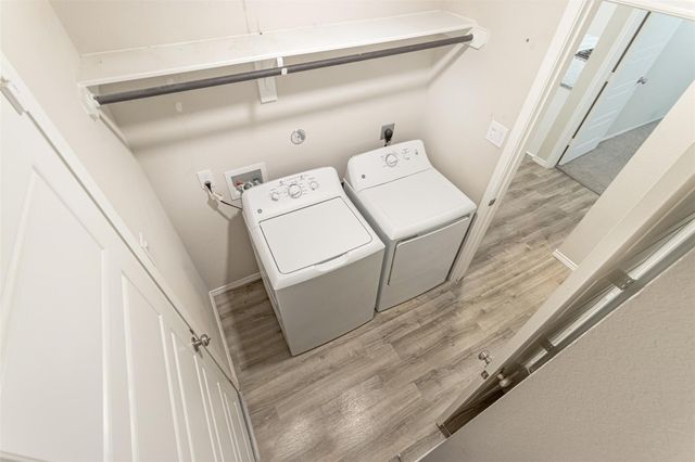 445 Camas Creek Lane, Magnolia, TX 77354