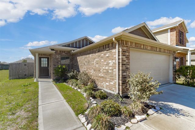 445 Camas Creek Lane, Magnolia, TX 77354