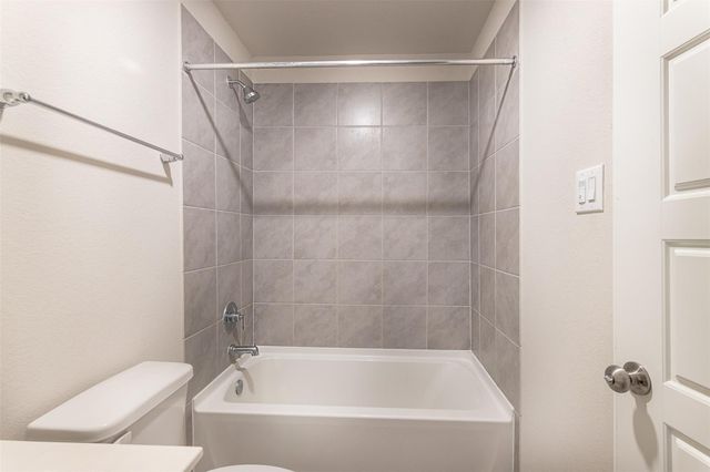 445 Camas Creek Lane, Magnolia, TX 77354